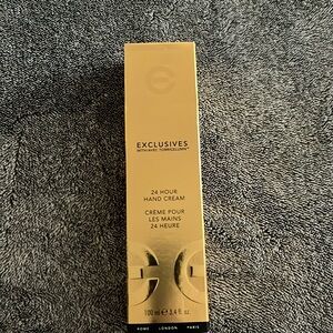 Elizabeth Grant 24 hour hand cream